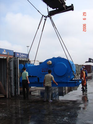 Τριπλέξ F500 αντλία λάσπης υψηλής πίεσης API 7K 165stoke/min Για βαθιά γεώτρηση